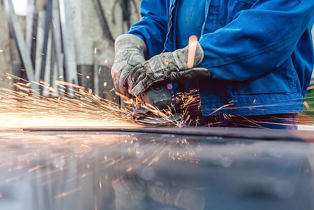 Arbeiter in Industriebetrieb