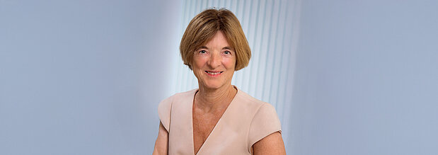 Ein Porträtbild von IV-NÖ-Vizepräsidentin Barbara Ascher